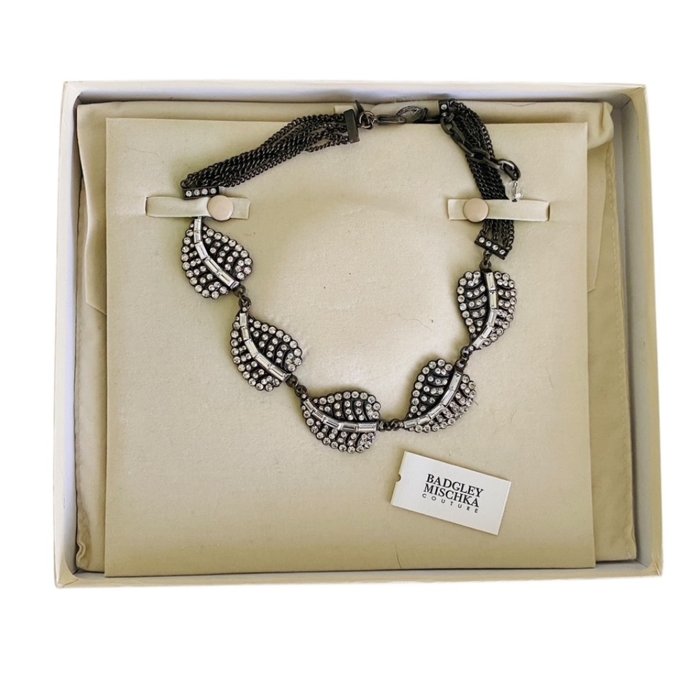 Badgley Mischka Couture Signed 16 Inch Swarovski Crystal Necklace Neiman Marcus